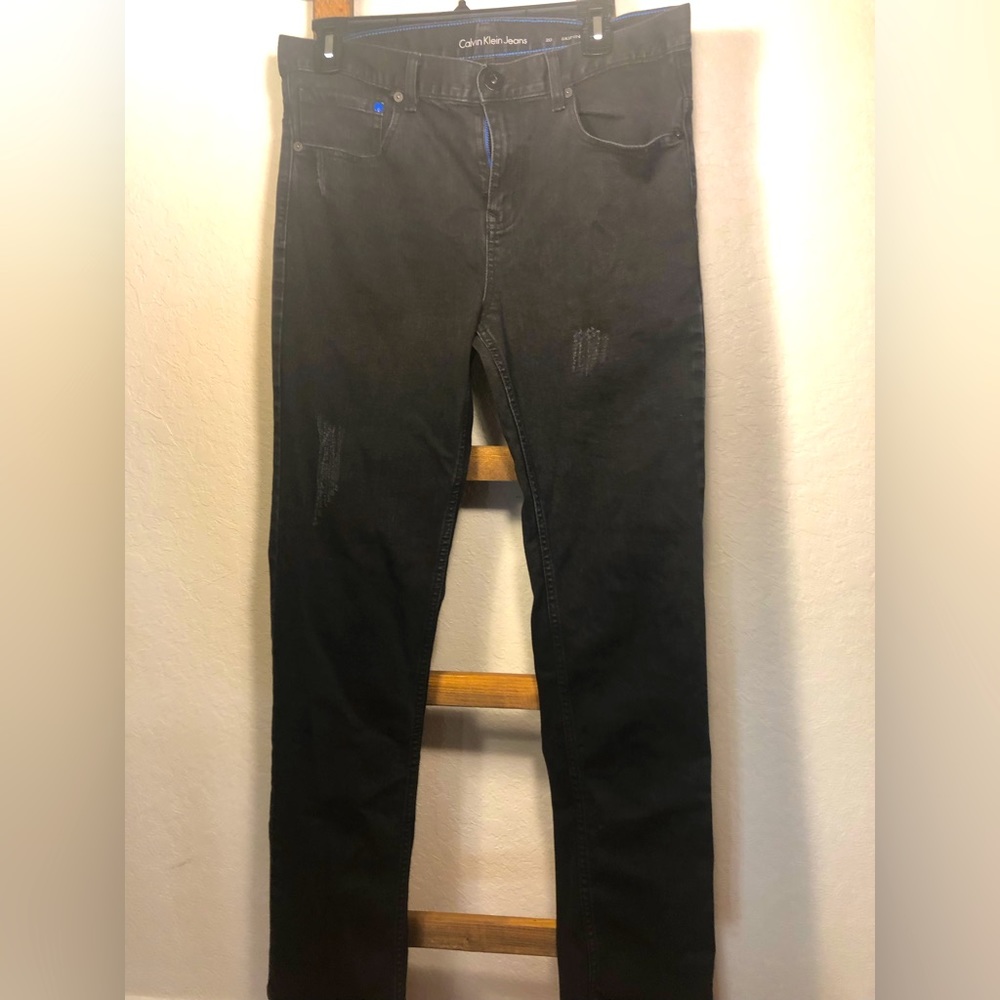 Calvin Klein Young Men’s Black Skinny Jeans Size 20